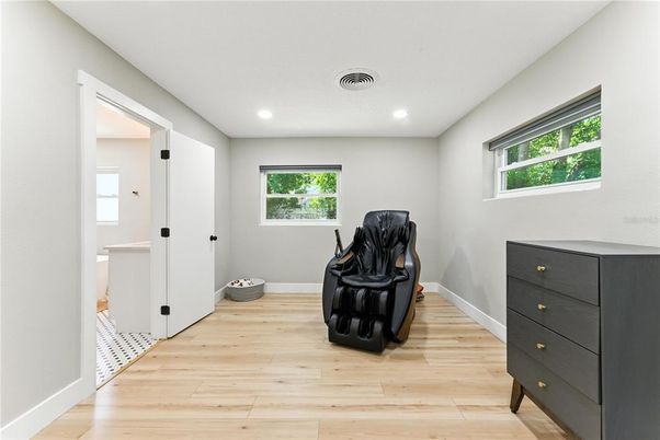 Interior, Recessed Lighting, Wood Texture Flooring