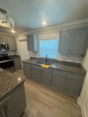 Interior, Kitchen, Recessed Lighting, Wood Texture Flooring