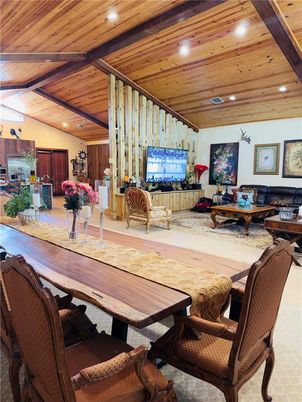 Dining room, Interior, Living room, Recessed Lighting, Wooden Beams, Wooden Ceilings
