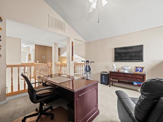 Home Office, Interior