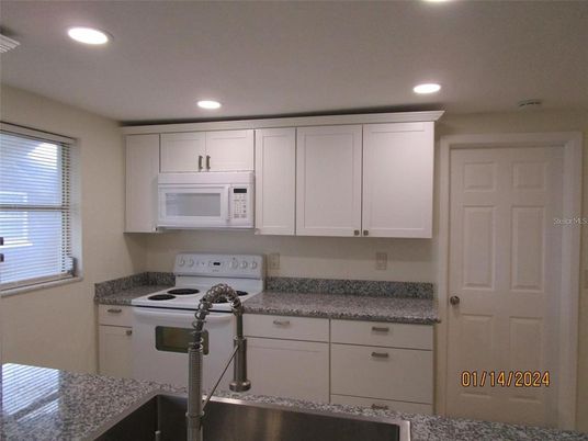 Interior, Kitchen, Recessed Lighting