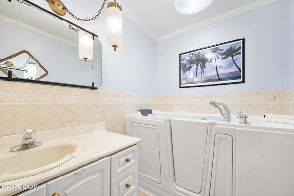 Bathroom, Interior, Washer