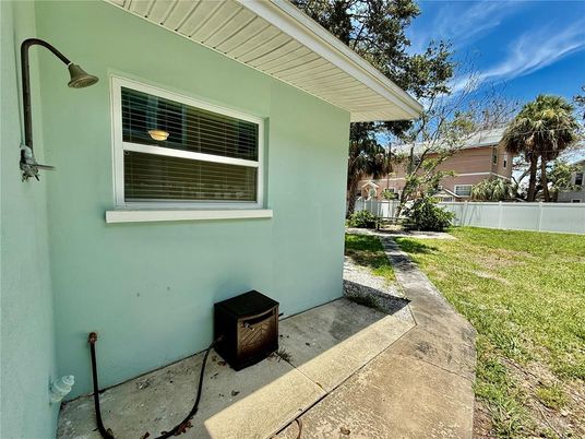 Backyard, Exterior