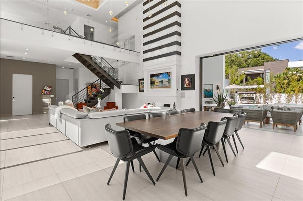 Dining room, Interior, Living room, Recessed Lighting