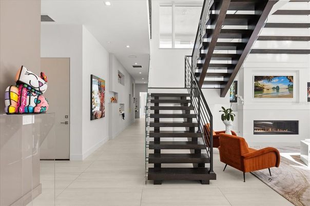 Fireplace, Interior, Recessed Lighting