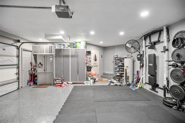 Fitness Equipment, Interior, Recessed Lighting
