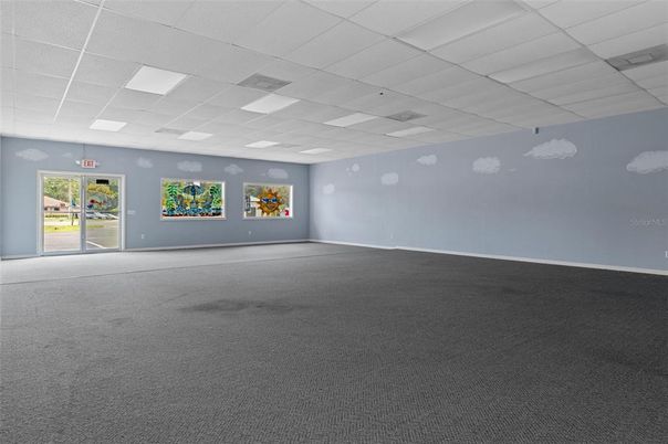 Empty room, Interior, Recessed Lighting