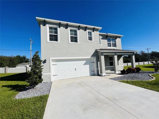 Attached, Exterior, Facade, Mediterranean