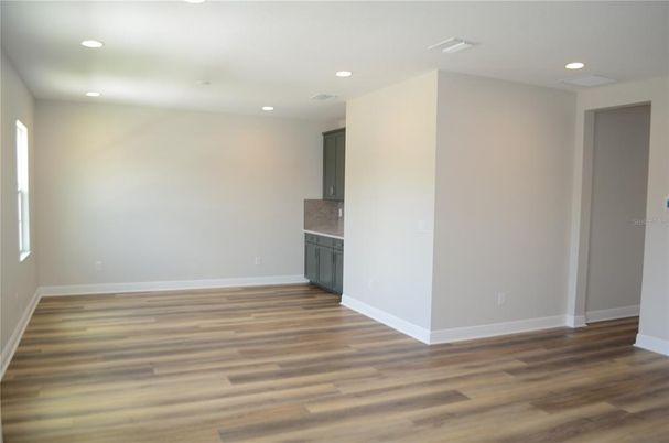 Empty room, Interior, Recessed Lighting, Wood Texture Flooring