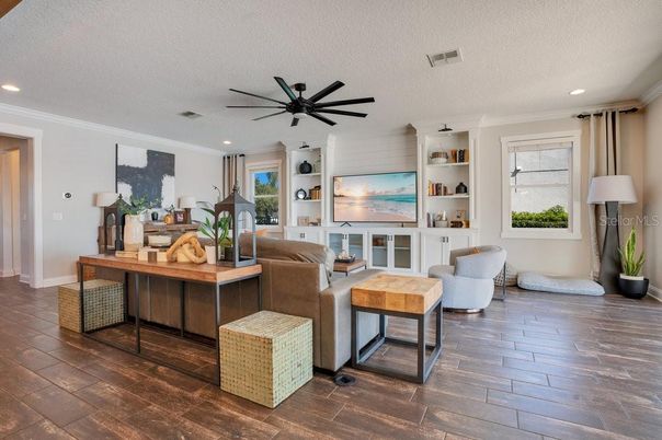 Interior, Living room, Recessed Lighting, Wood Texture Flooring