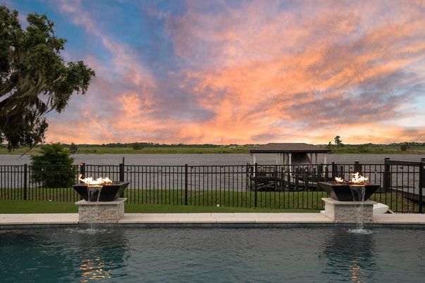 Exterior, Pool, Water