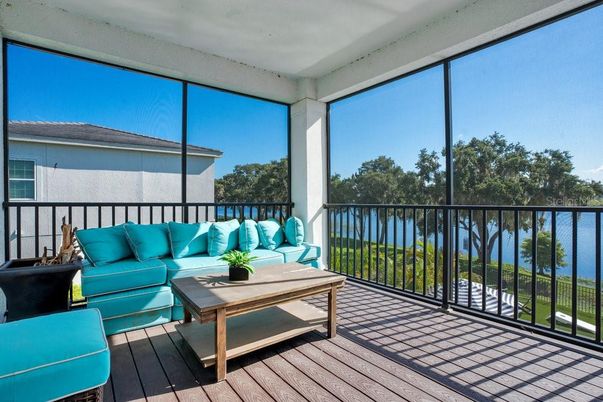 Interior, Living room, Sun Room, Water, Wood Texture Flooring