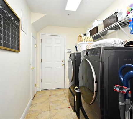 Interior, Washer