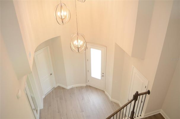 Interior, Pendant Lights, Wood Texture Flooring