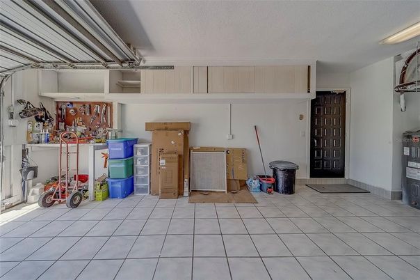 Garage, Interior