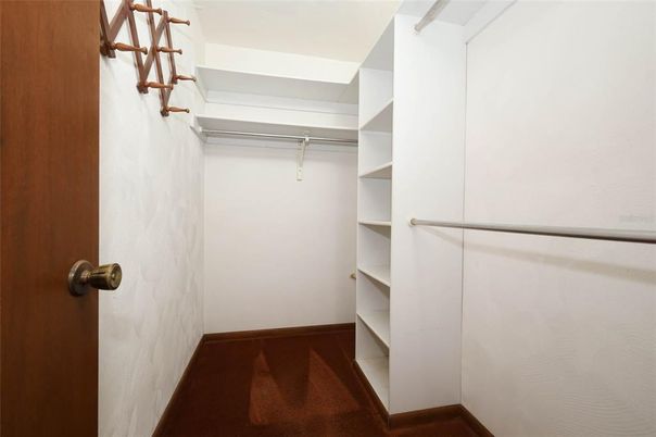 Interior, Walk-in Closets
