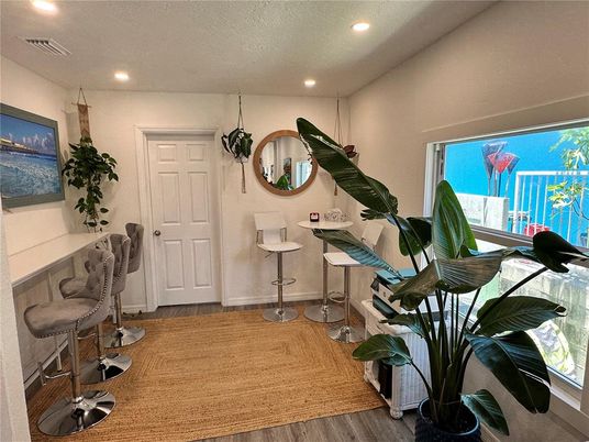Interior, Recessed Lighting, Wood Texture Flooring