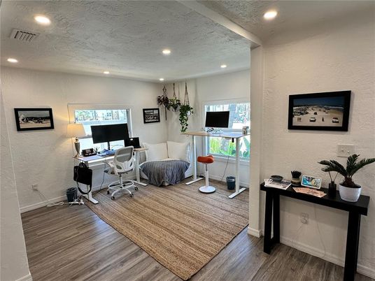 Home Office, Interior, Recessed Lighting, Wood Texture Flooring