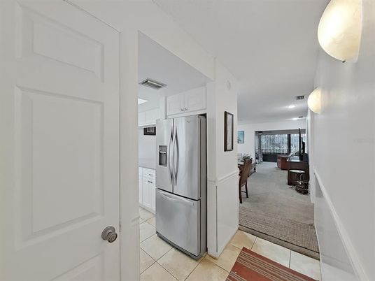 Dining room, Interior, Kitchen, Recessed Lighting