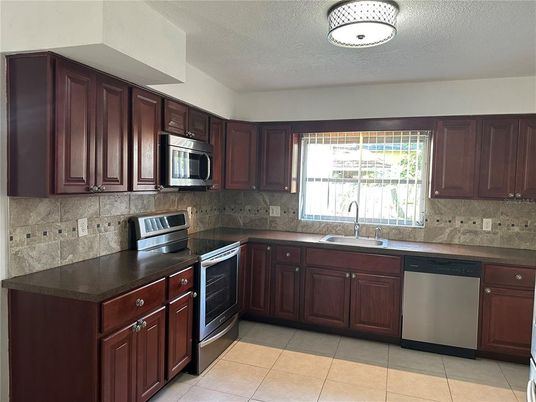 Interior, Kitchen, Stainless Steel Appliances