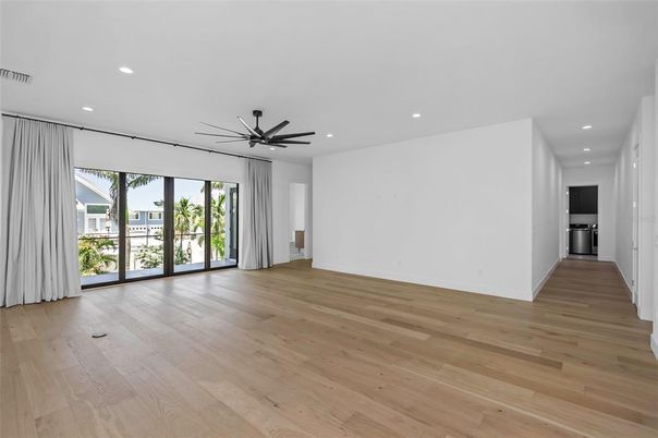 Empty room, Interior, Recessed Lighting, Wood Texture Flooring