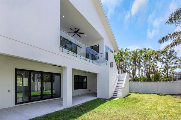 Backyard, Exterior
