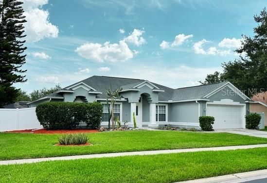 Attached, Backyard, Exterior, Facade, Ranch