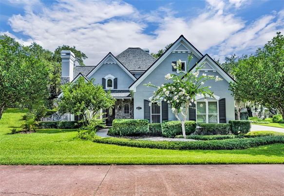 Backyard, Exterior, Facade, Queen Anne Victorian