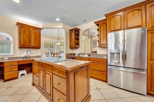 Dining room, Interior, Kitchen, Pendant Lights, Recessed Lighting, Stainless Steel Appliances