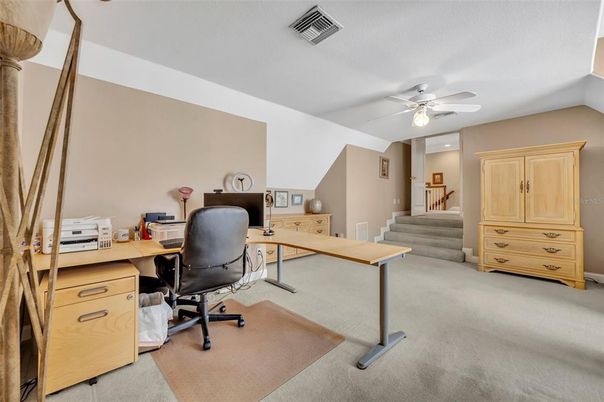 Home Office, Interior