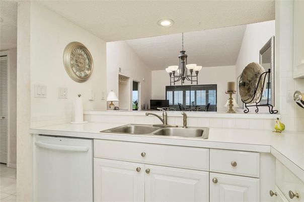 Chandelier, Interior, Kitchen, Recessed Lighting