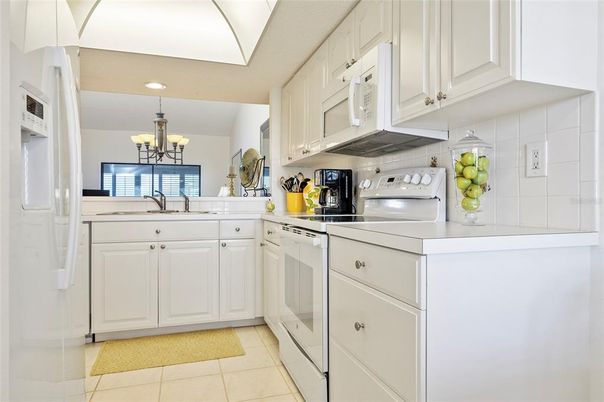 Chandelier, Interior, Kitchen, Recessed Lighting