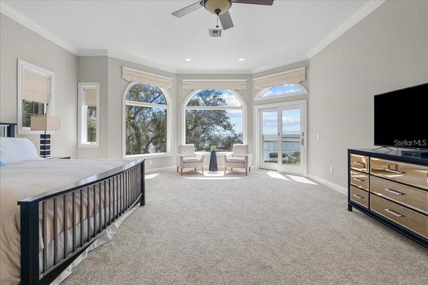 Bedroom, Interior, Recessed Lighting, Water