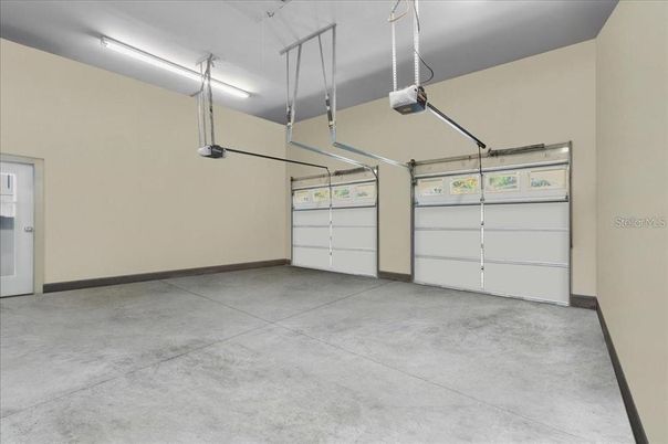 Garage, Interior