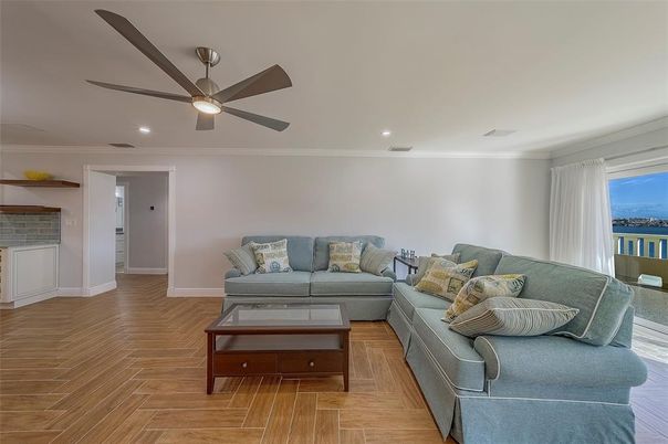 Interior, Living room, Recessed Lighting, Water, Wood Texture Flooring