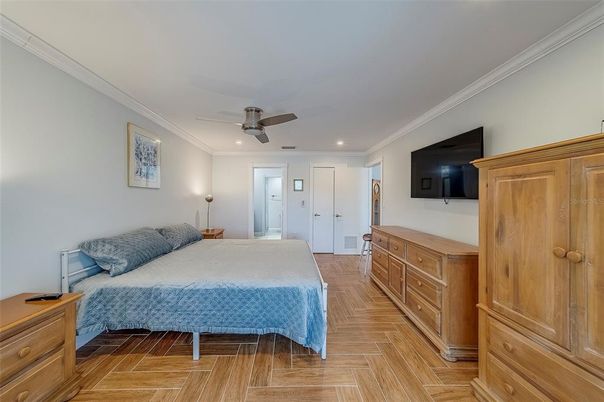 Bedroom, Interior, Recessed Lighting, Wood Texture Flooring