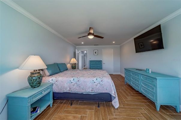 Bedroom, Interior, Recessed Lighting, Wood Texture Flooring