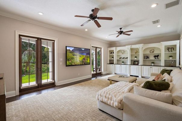 Interior, Living room, Recessed Lighting, Wood Texture Flooring