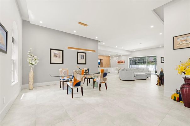 Dining room, Interior, Living room, Pendant Lights, Recessed Lighting