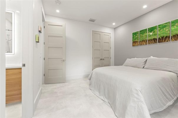 Bedroom, Interior, Recessed Lighting