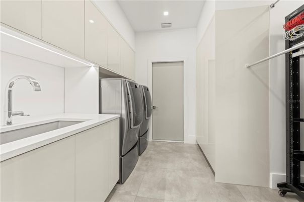 Interior, Recessed Lighting, Washer