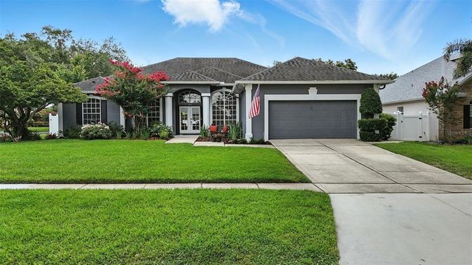 Attached, Exterior, Facade, Ranch