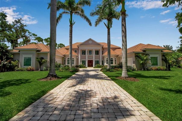 Backyard, Exterior, Facade, Mediterranean