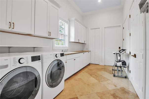 Interior, Recessed Lighting, Washer