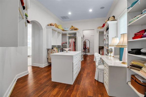 Interior, Recessed Lighting, Walk-in Closets, Wood Texture Flooring