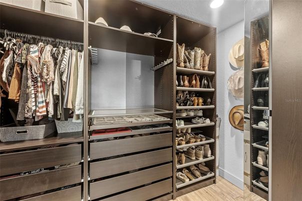 Interior, Walk-in Closets, Wood Texture Flooring