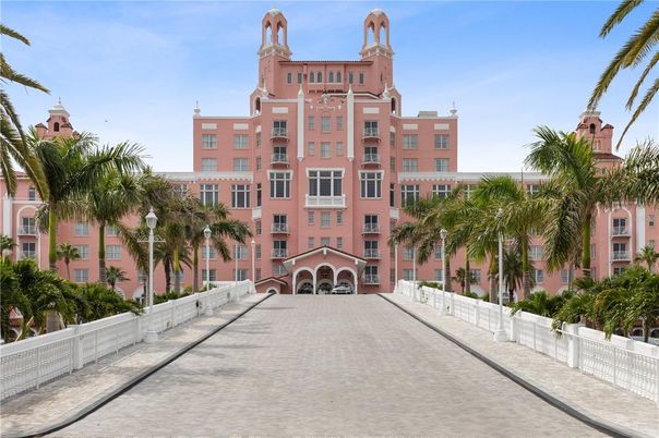 Exterior, Facade, Condo Building