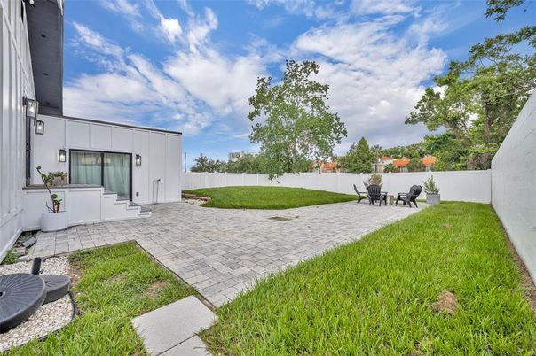 Backyard, Exterior