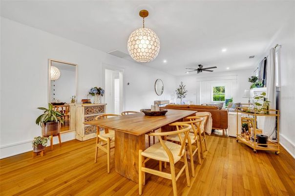 Dining room, Interior, Living room, Pendant Lights, Recessed Lighting, Wood Texture Flooring