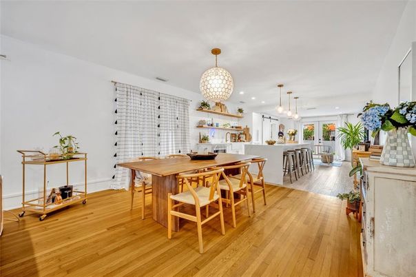 Dining room, Interior, Kitchen, Pendant Lights, Recessed Lighting, Wood Texture Flooring